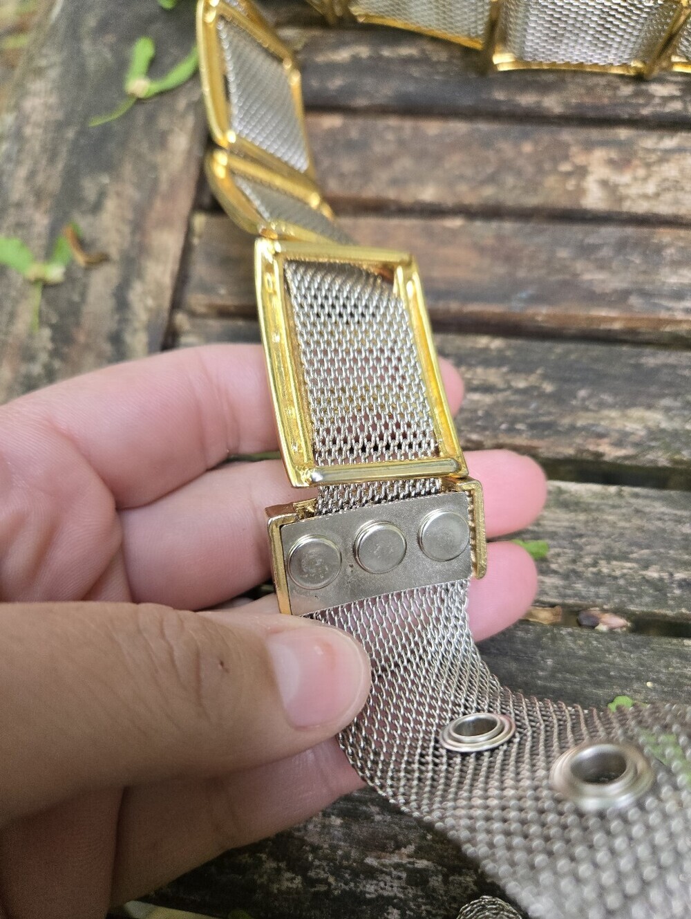 Vintage Mesh Metal Belt - Picture 8 of 9